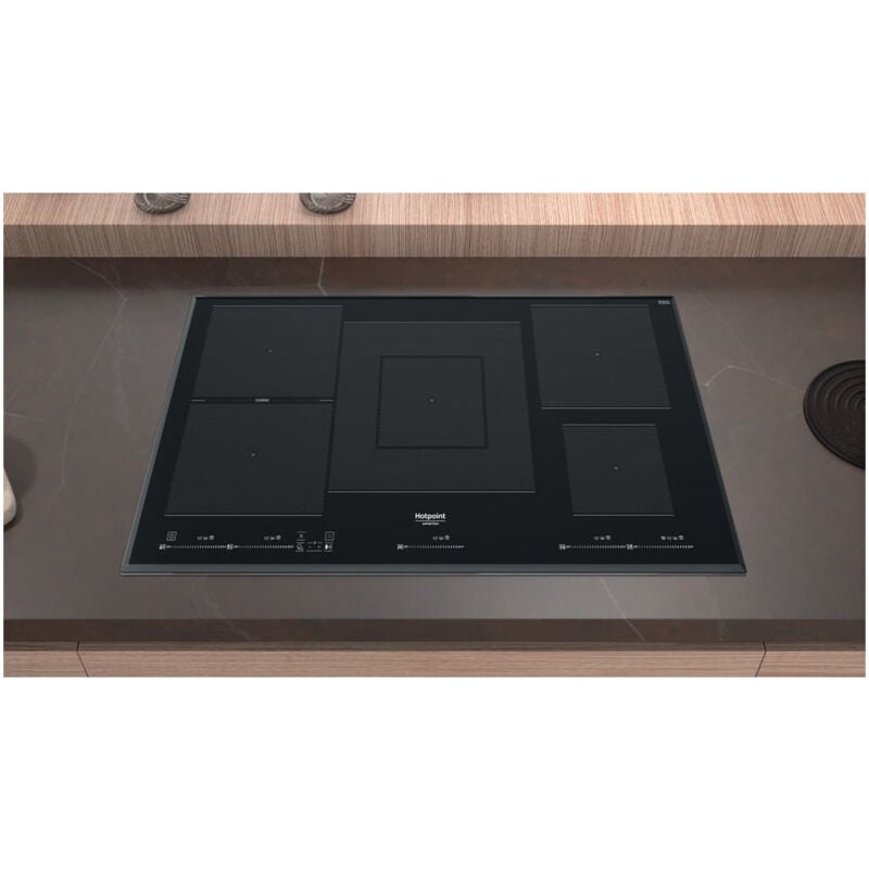 foto del prodotto hotpoint ariston piano cottura a induzione ht 1090 ba