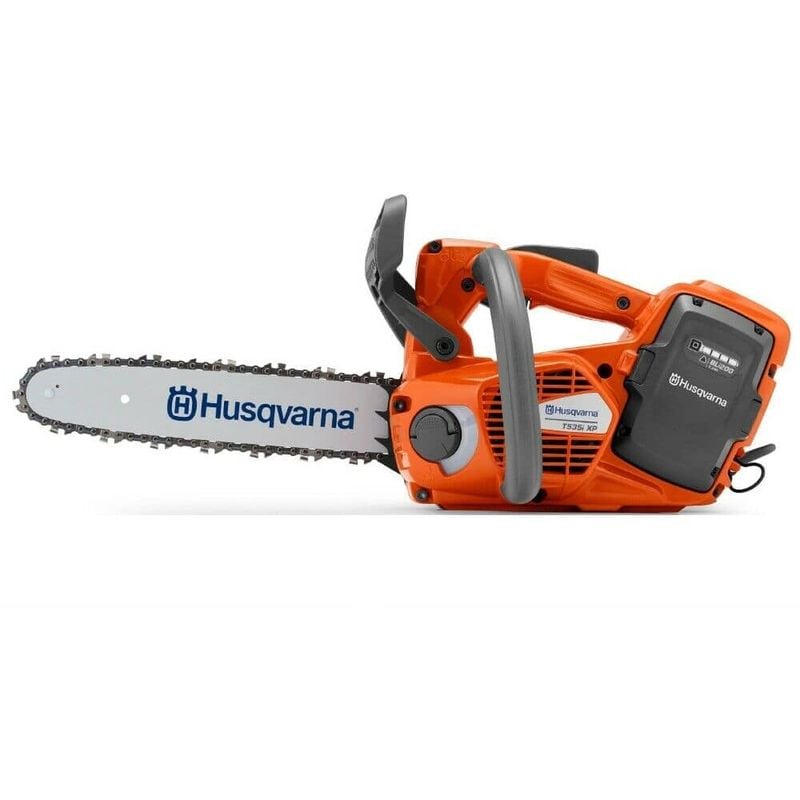 foto del prodotto husqvarna t535i xp motosega a batteria professionale da potatura senza batteria