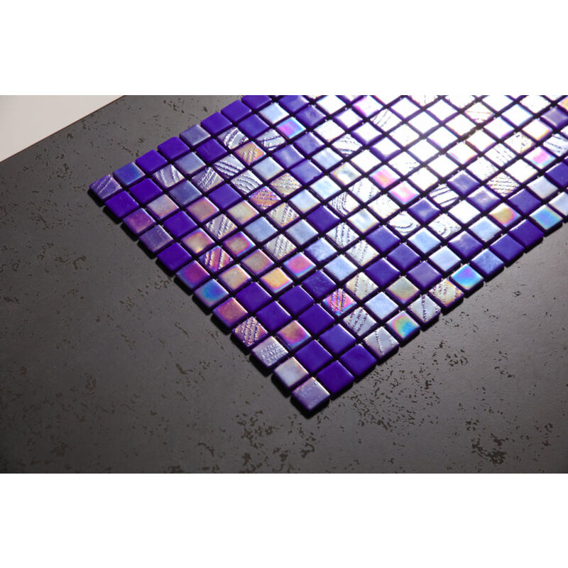 foto del prodotto ilcom mosaico in vetro pressato su rete per bagno e cucina 32.5cm x 51.5cm alves blend cobalt