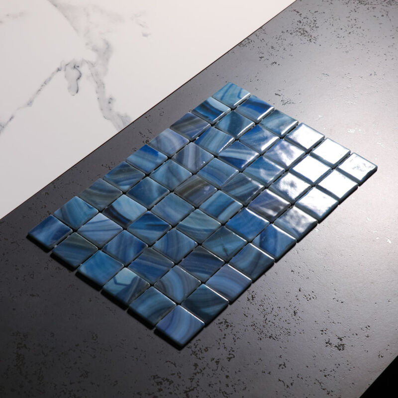 foto del prodotto ilcom mosaico in vetro pressato su rete per piscina 31.5cm x 47,7cm modena rio pool