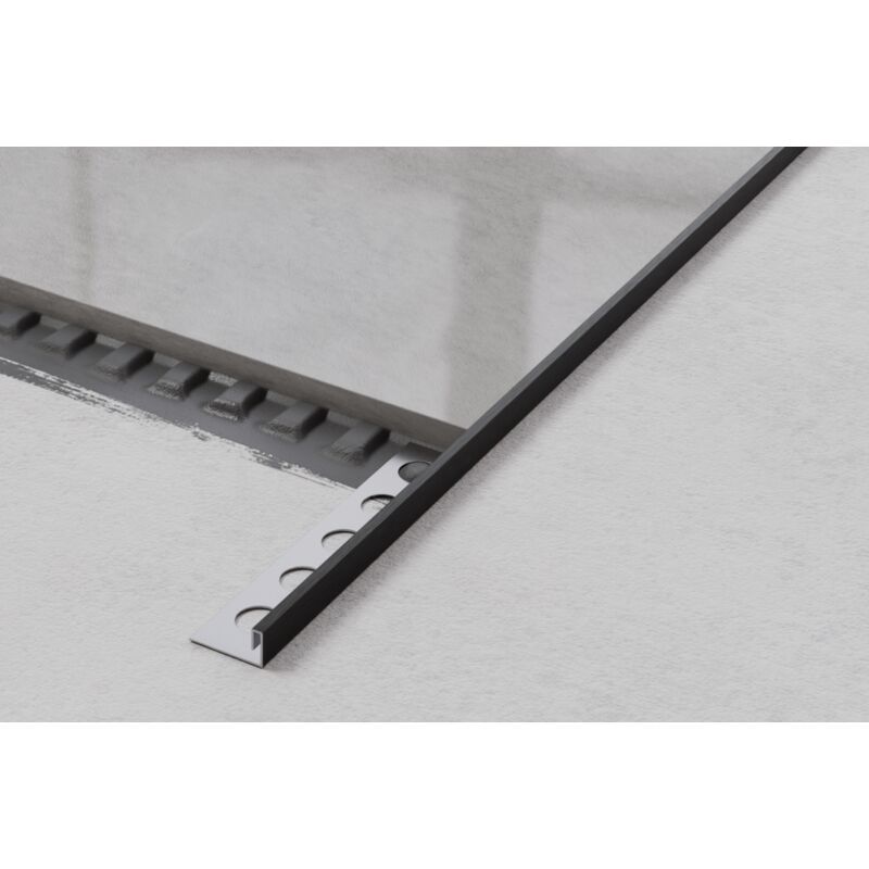 foto del prodotto ilcom profilo angolare js rettificato in acciaio inossidabile per piastrelle 1cm x 270cm nero satinato
