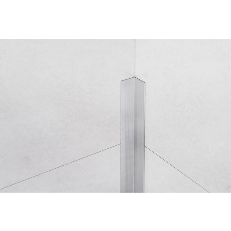 foto del prodotto ilcom profilo decorativo li angolare interno in acciaio inossidabile 2cm x 270cm argento satinato