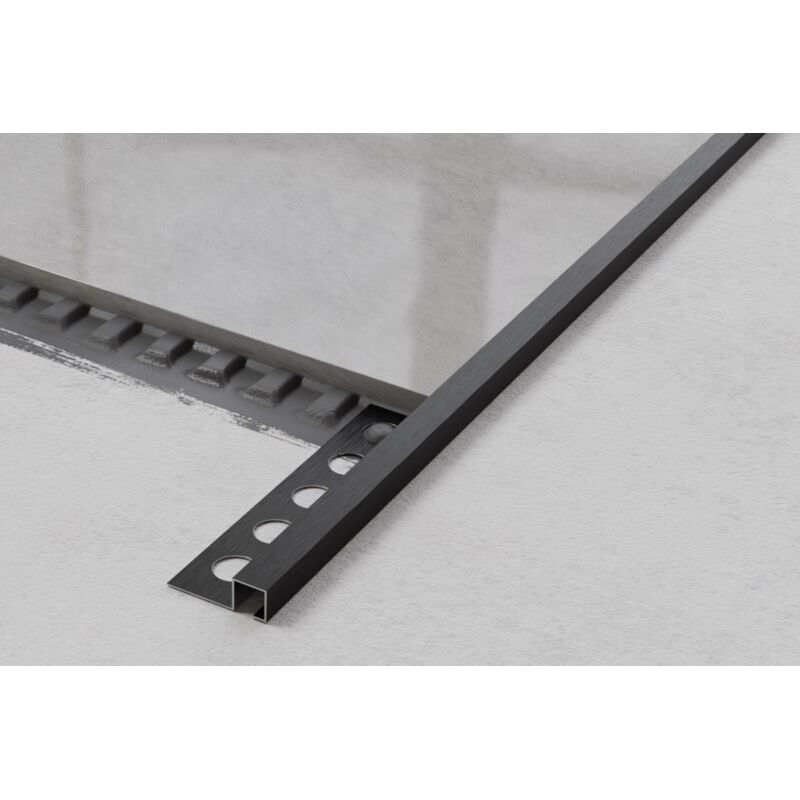 foto del prodotto ilcom profilo decorativo qs in acciaio inossidabile per piastrelle 1.2cm x 244cm nero satinato