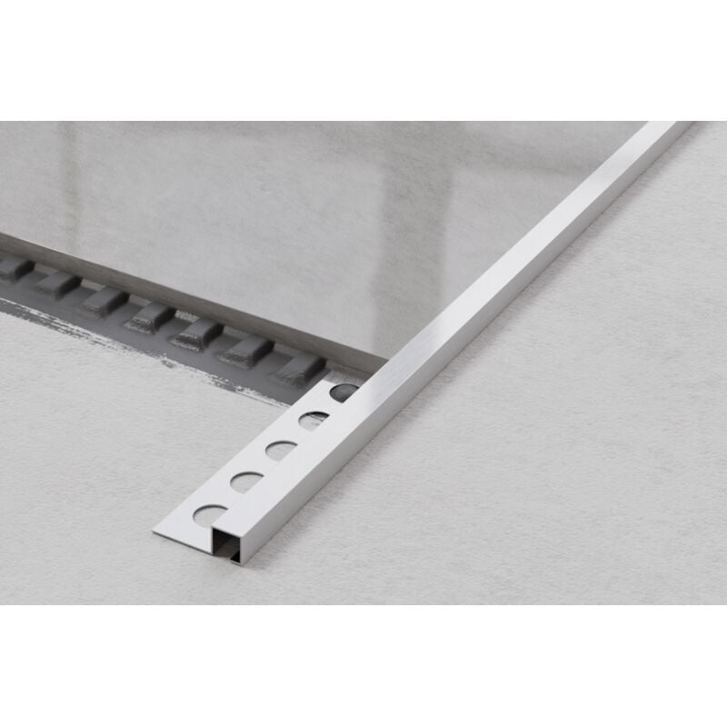 foto del prodotto ilcom profilo decorativo qs in acciaio inossidabile per piastrelle 1.2cm x 270cm argento satinato