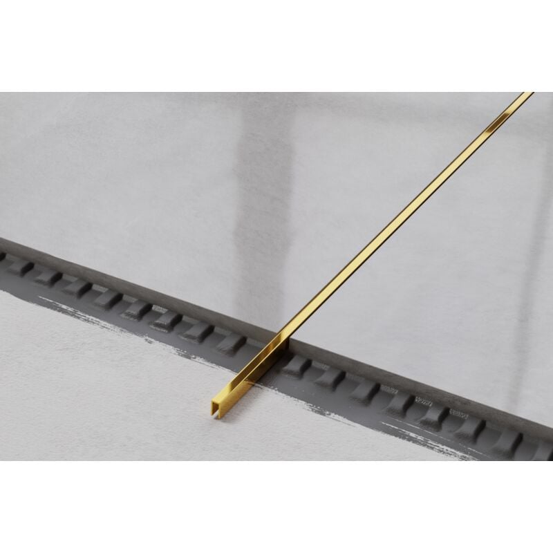 foto del prodotto ilcom profilo u di raccordo rettificato in acciaio inossidabile 0.5cm x 244cm oro lucido