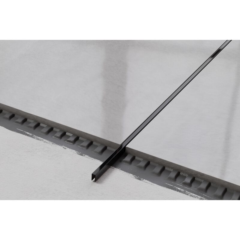 foto del prodotto ilcom profilo u di raccordo rettificato in acciaio inossidabile 0.5cm x 270cm nero lucido