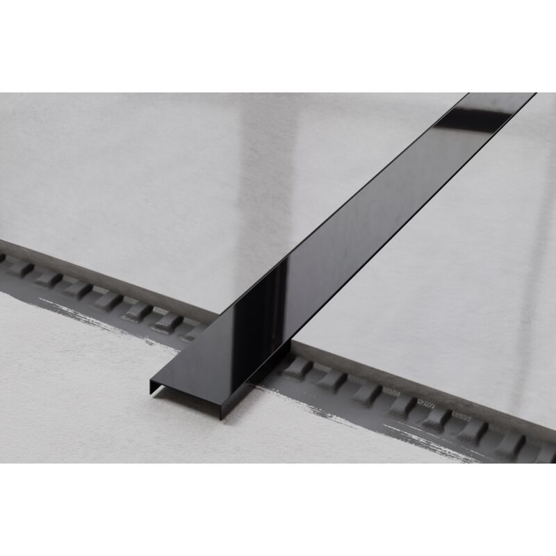foto del prodotto ilcom profilo u di raccordo rettificato in acciaio inossidabile 4cm x 270cm nero lucido