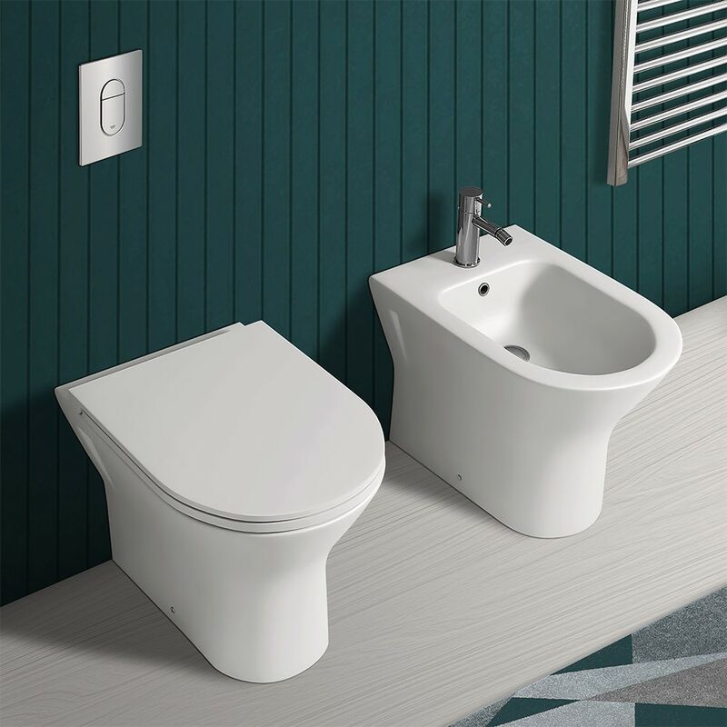foto del prodotto inbagno - sanitari filo muro feeling rimfree in bianco matt con copriwc softclose