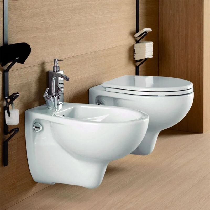 foto del prodotto inbagno sanitari sospesi geberit in ceramica con copriwater incluso colibr 