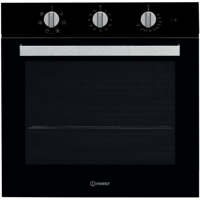 foto del prodotto indesit forno da incasso ifw 6530 bl ifw 6530 bl. dimensione del forno media, tipo di forno forno elettrico, capacit interna forno totale 66 l.