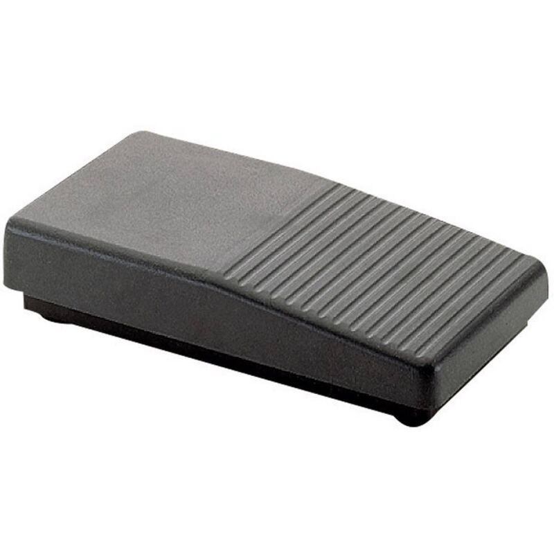 foto del prodotto interruttore a pedale 250 v ac 6 a 1 pedale 1 na, 1 nc marquardt 2410.0501 1 pz.