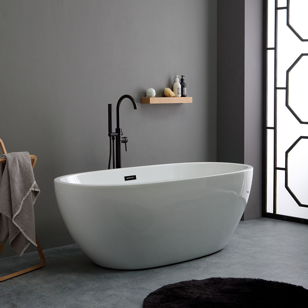 foto del prodotto iperbriko vasca da bagno in acrilico bianco centro stanza