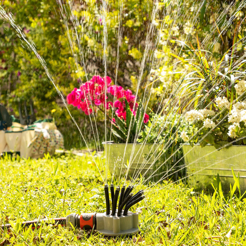 foto del prodotto irrigatore da giardino a 360 klerdden innovagoods 36 getti