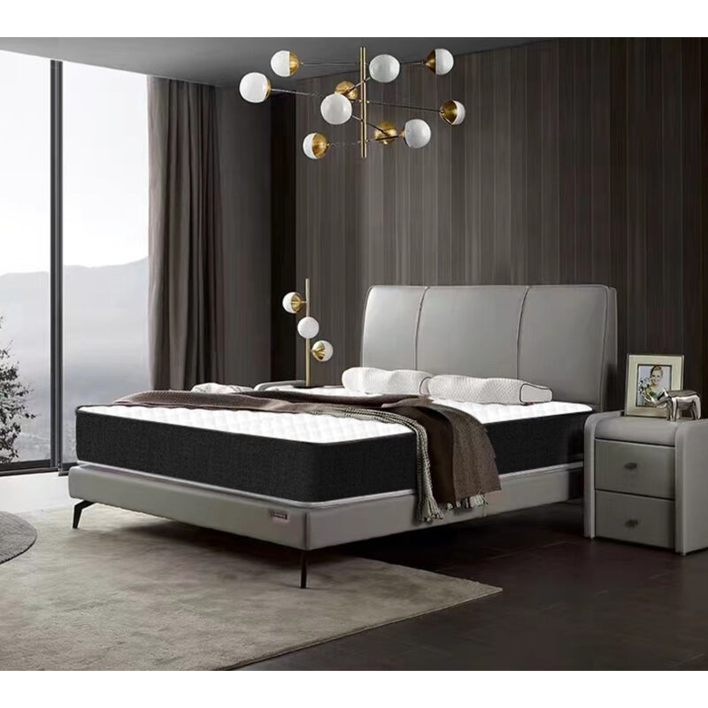 foto del prodotto iztoss made in europe materasso memo foam di lusso 140x190 spessore 26 cm zone di comfort in schiuma adattiva bianco e nero