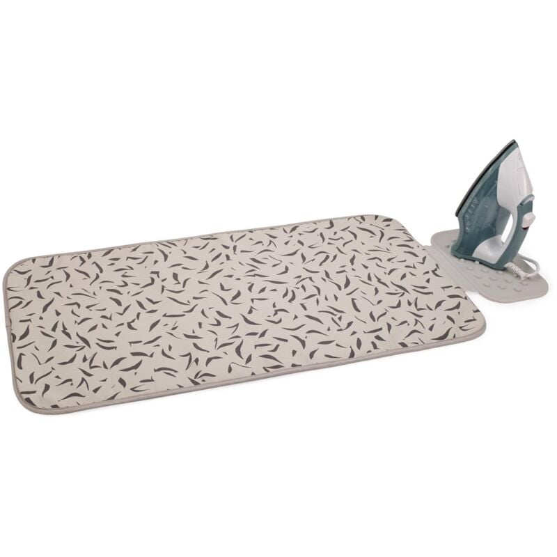 foto del prodotto joseph joseph tappetino da stiro swift pieghevole beige nero 90 x 47 cm