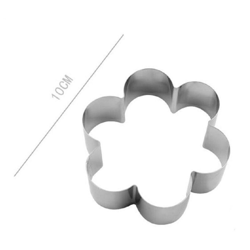 foto del prodotto kaela set 2 pz forme per dolci biscotti a fiore stampini decorazione torte 10 cm 98929 