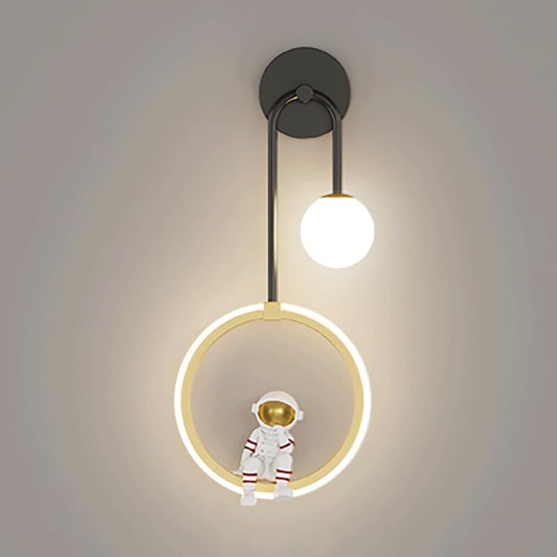 foto del prodotto kcvv applique per camerette, lampada da parete creativa a forma di astronauta, applique a strisce in alluminio con paralume in acrilico, applique