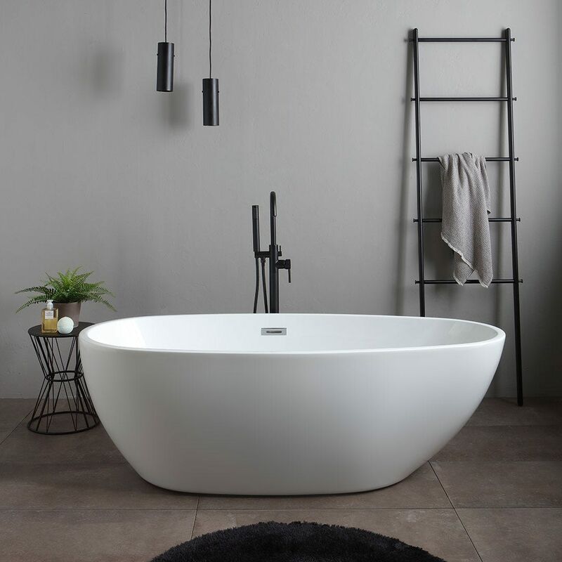 foto del prodotto kiamami valentina vasca da bagno centrostanza in acrilico bianca alexandra
