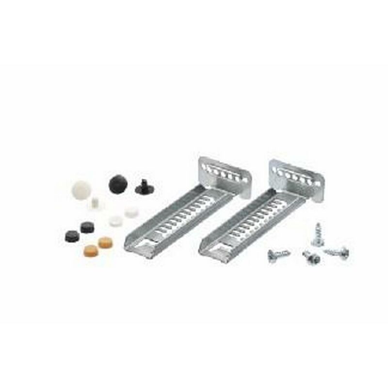 foto del prodotto kit di fissaggio per zoccolo originale lavastoviglie bosch 1664733059763996607