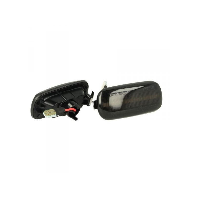 foto del prodotto kit freccia laterale a led side marker dinamica lente fume audi a3 s3 a4 s4 rs4 a6 s6 rs6 oem 8e0949127