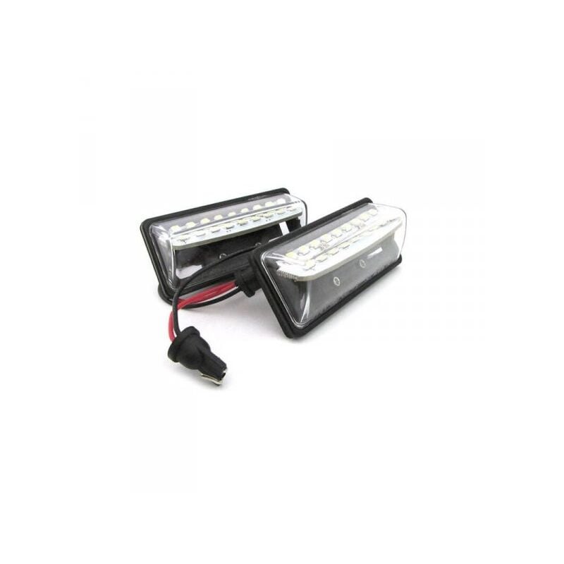 foto del prodotto kit luci targa led nissan tenna c25 c26 e11 e12 e25 e26 j31 j32 sc11 b17 g11 v12 l33 bianco