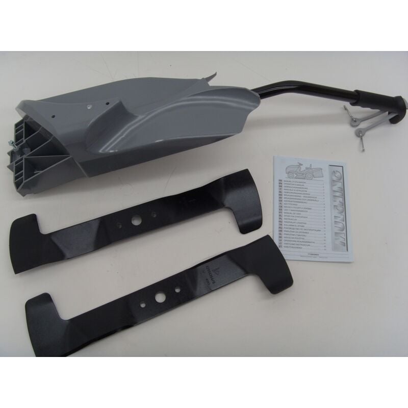foto del prodotto kit mulching tappo e lame trattorino tcj92 nj92 originale castelgarden stiga