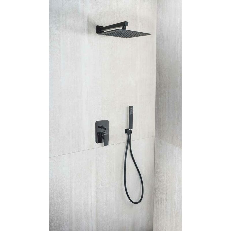 foto del prodotto kit restyling doccia nero opaco quadro braccio presa acqua doccetta e soffione n25 metaform