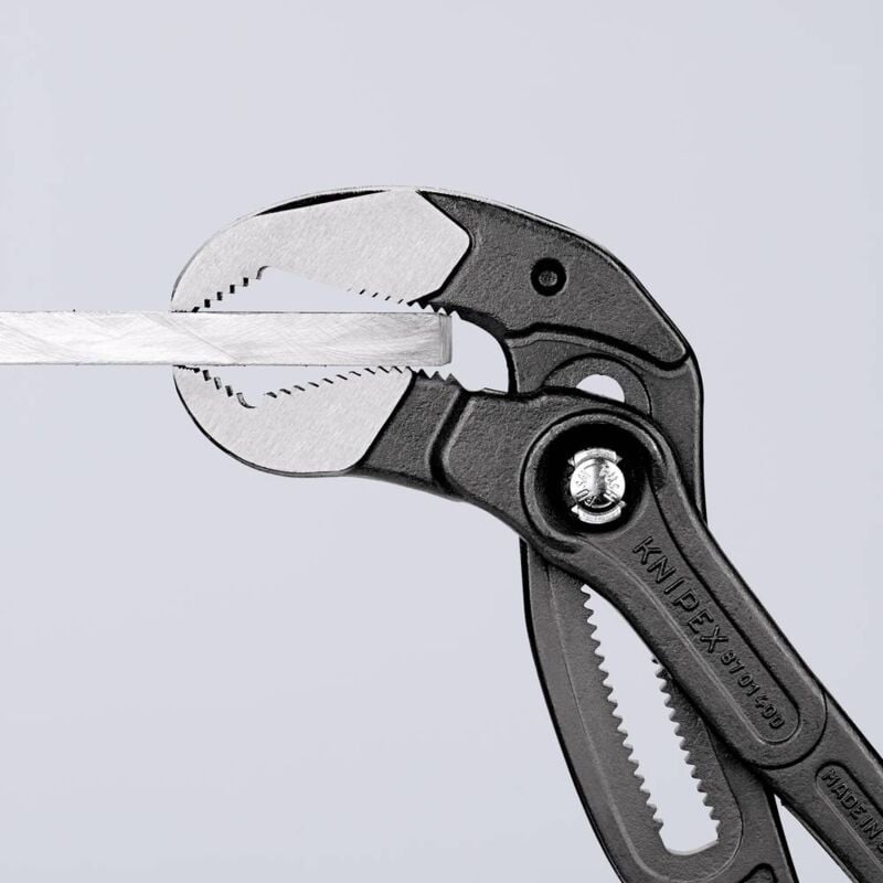foto del prodotto knipex cobra xl 87 01 400 pinza regolabile per tubi e dadi dimensione chiave metrica 95 mm 400 mm