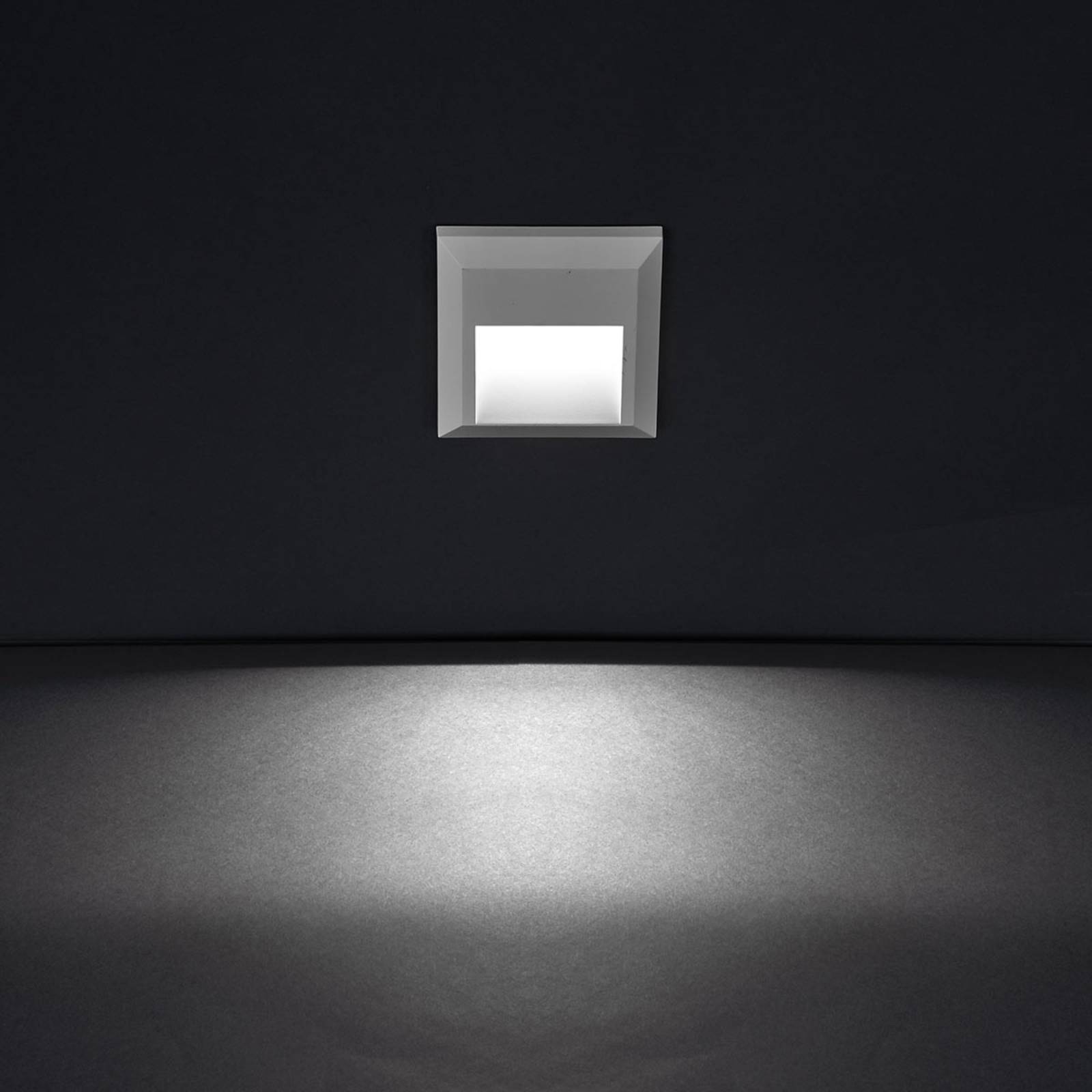 foto del prodotto kossel lampada da parete per esterno a led da esterno bianco 12,5 cm 130lm 4000k ip65 leds c4