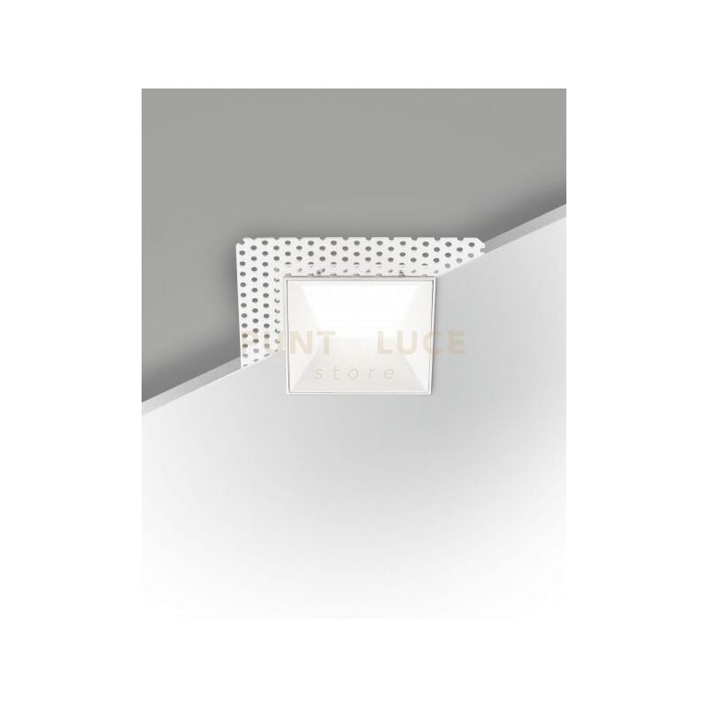 foto del prodotto kris faretto incasso quadrato a raso asimmetrico bianco 3000k 930lm 8w dimmerabile