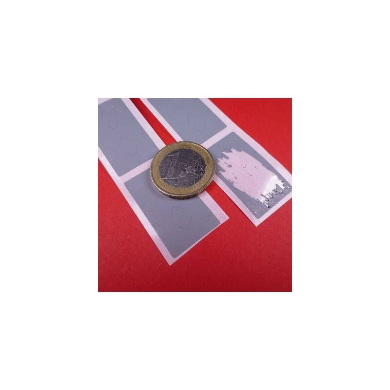 foto del prodotto label scratch off gratta e vinci colore silver su pvc adesivo rettangolare modello rettangolo 23x42mm, numero pezzi 300 pcs.