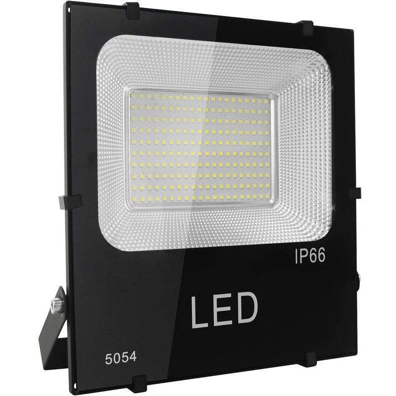 foto del prodotto lablanc faretto led da 100 w, 10000 lm, faretto led da esterno, bianco freddo 6000 k, ip66 impermeabile, illuminazione da esterno, lampada di