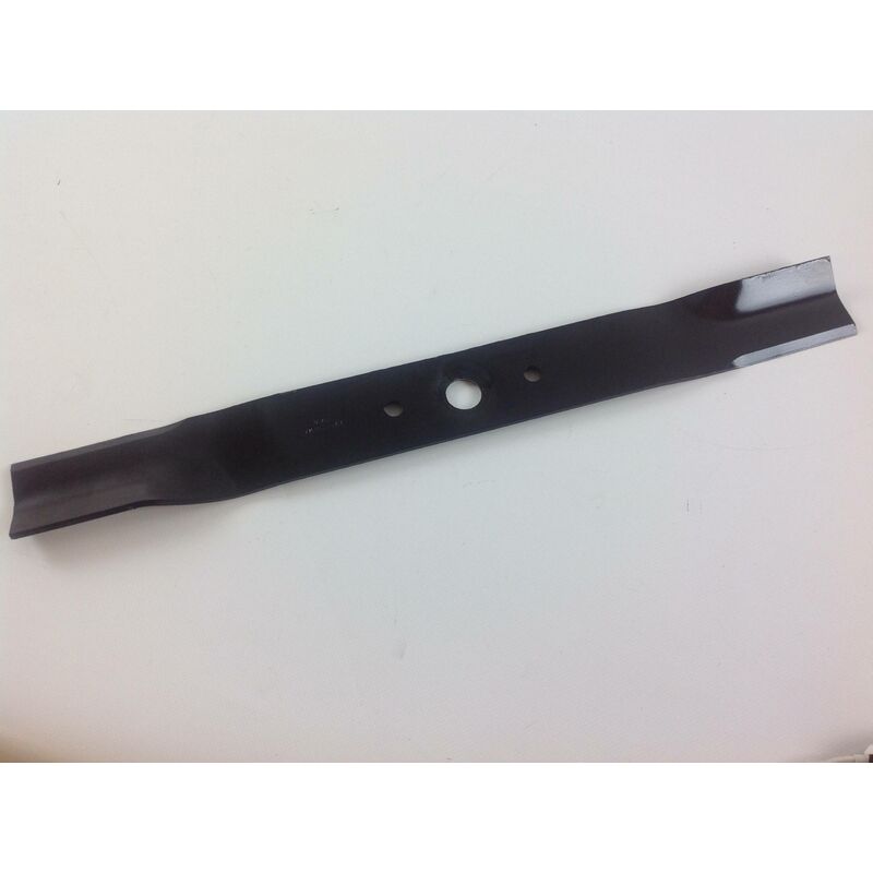 foto del prodotto lama rasaerba tagliaerba compatibile yanmar 676145 120 523mm yl53 ts tse