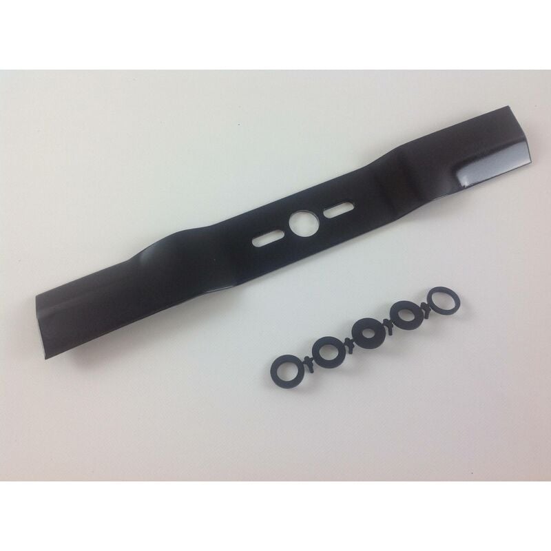 foto del prodotto lama tagliaerba universale lunghezza 450 mm senso orario foro centrale 25,40 mm