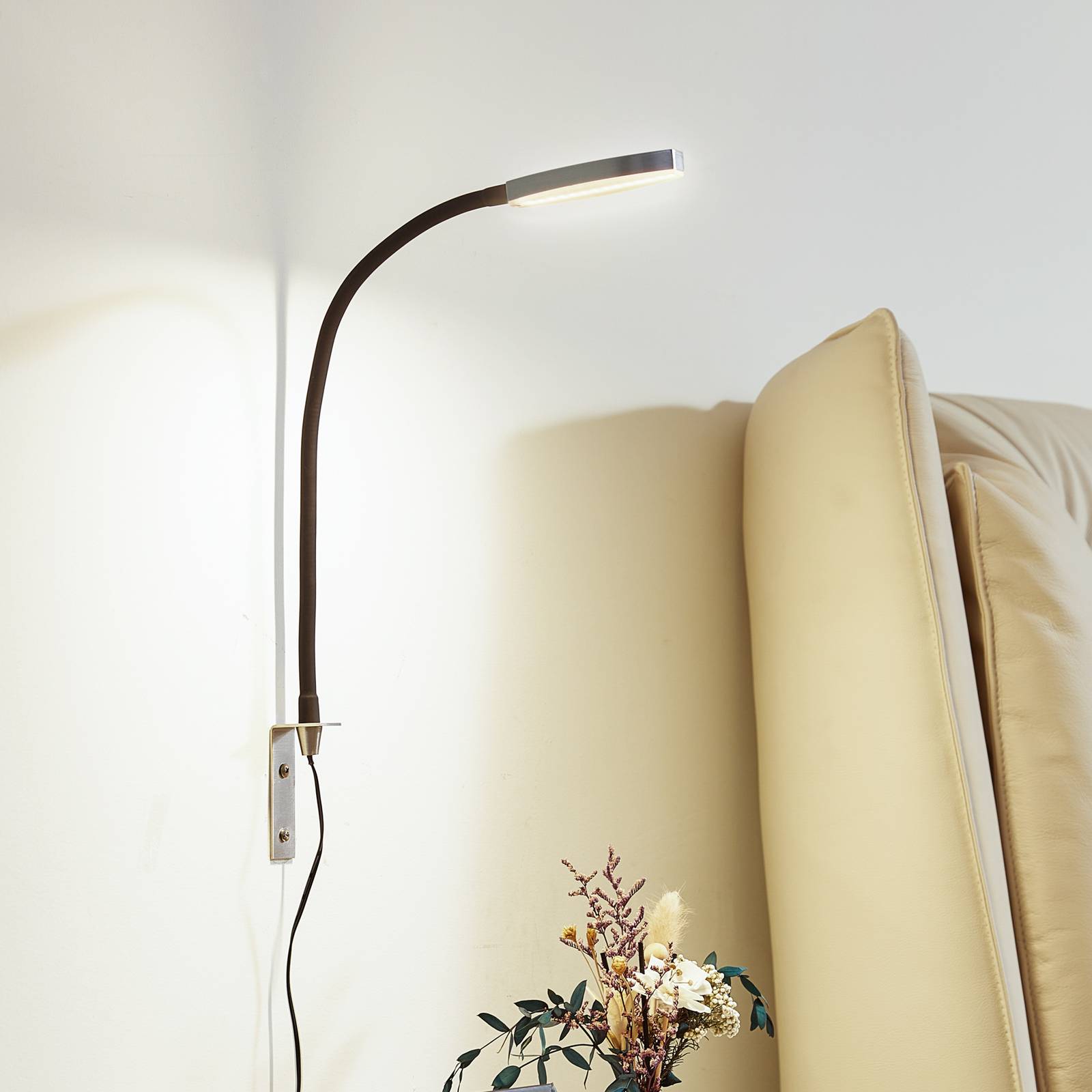foto del prodotto lampada a led da lettura lindby flexola, nichel, rotonda, metallo, spina