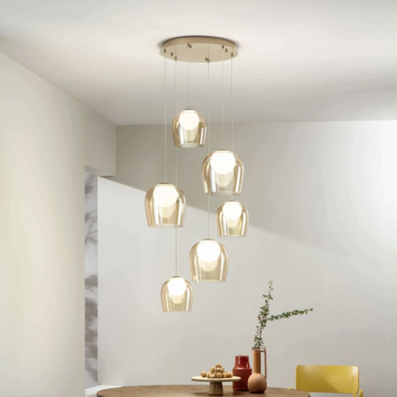 foto del prodotto lampada a sospensione in metallo oro e vetri ambra santos 6 luci led 45 cm