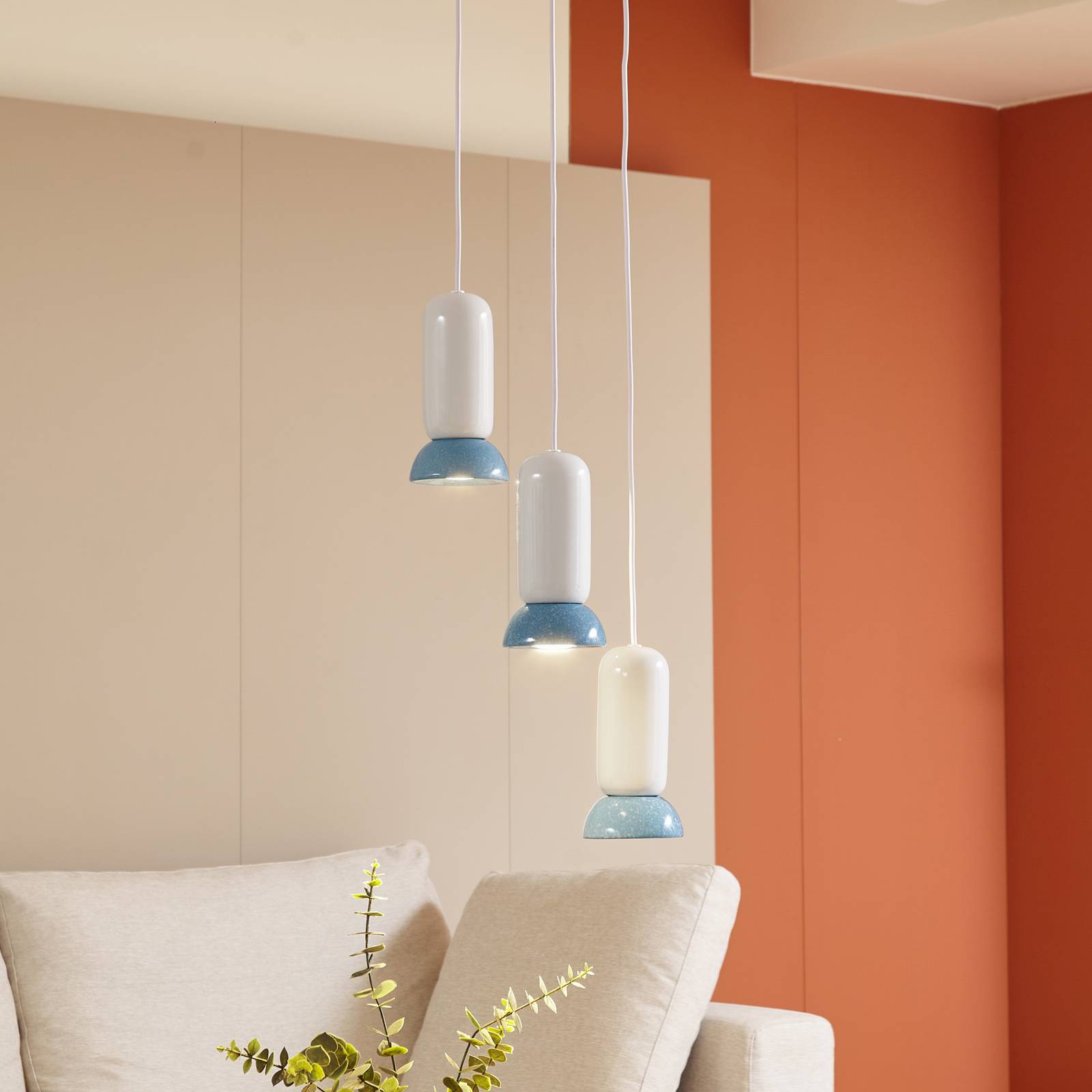 foto del prodotto lampada a sospensione lindby kerimi, crema blu, a 3 luci, rotonda