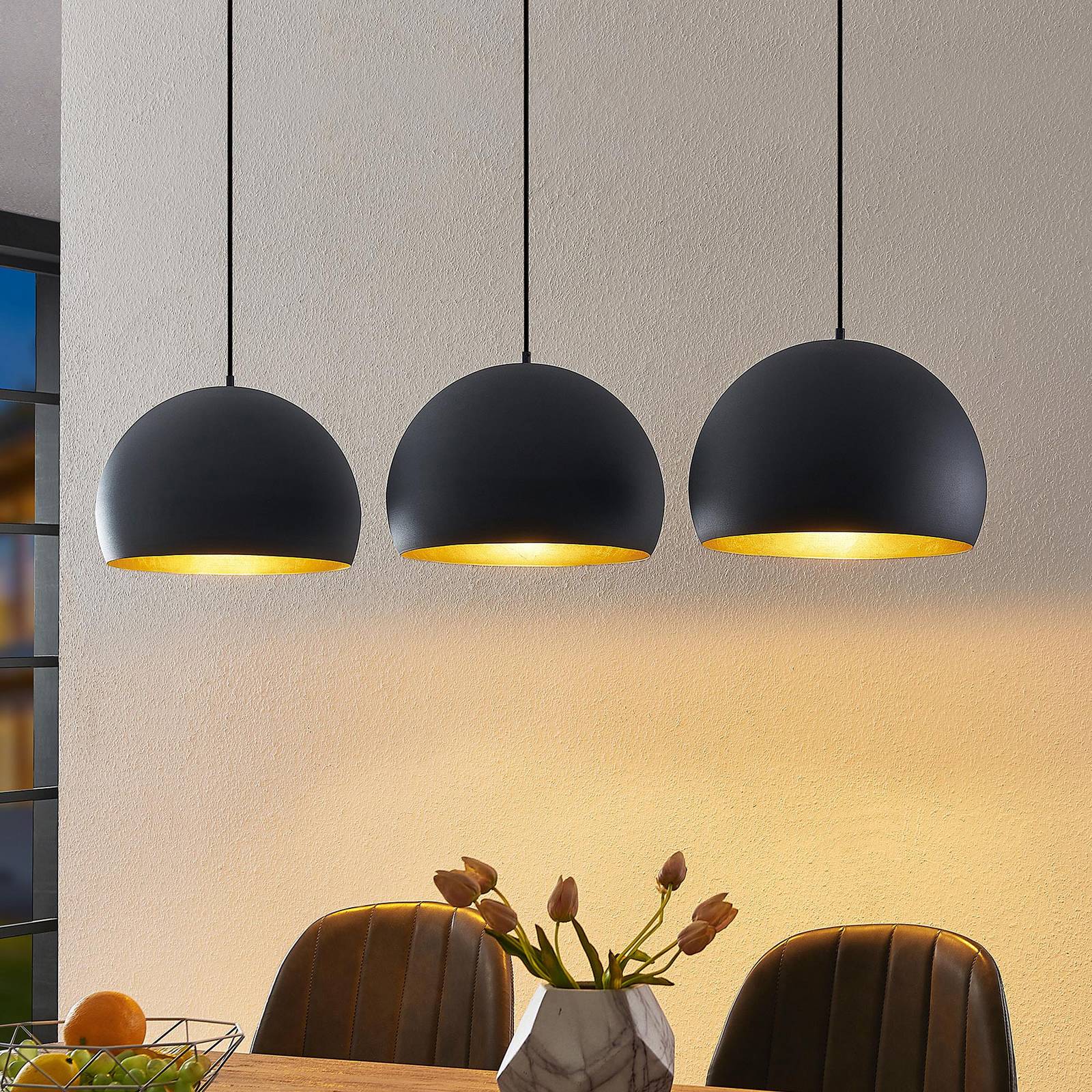 foto del prodotto lampada a sospensione lindby tarjei, lunghezza 146 cm, nero oro, metallo