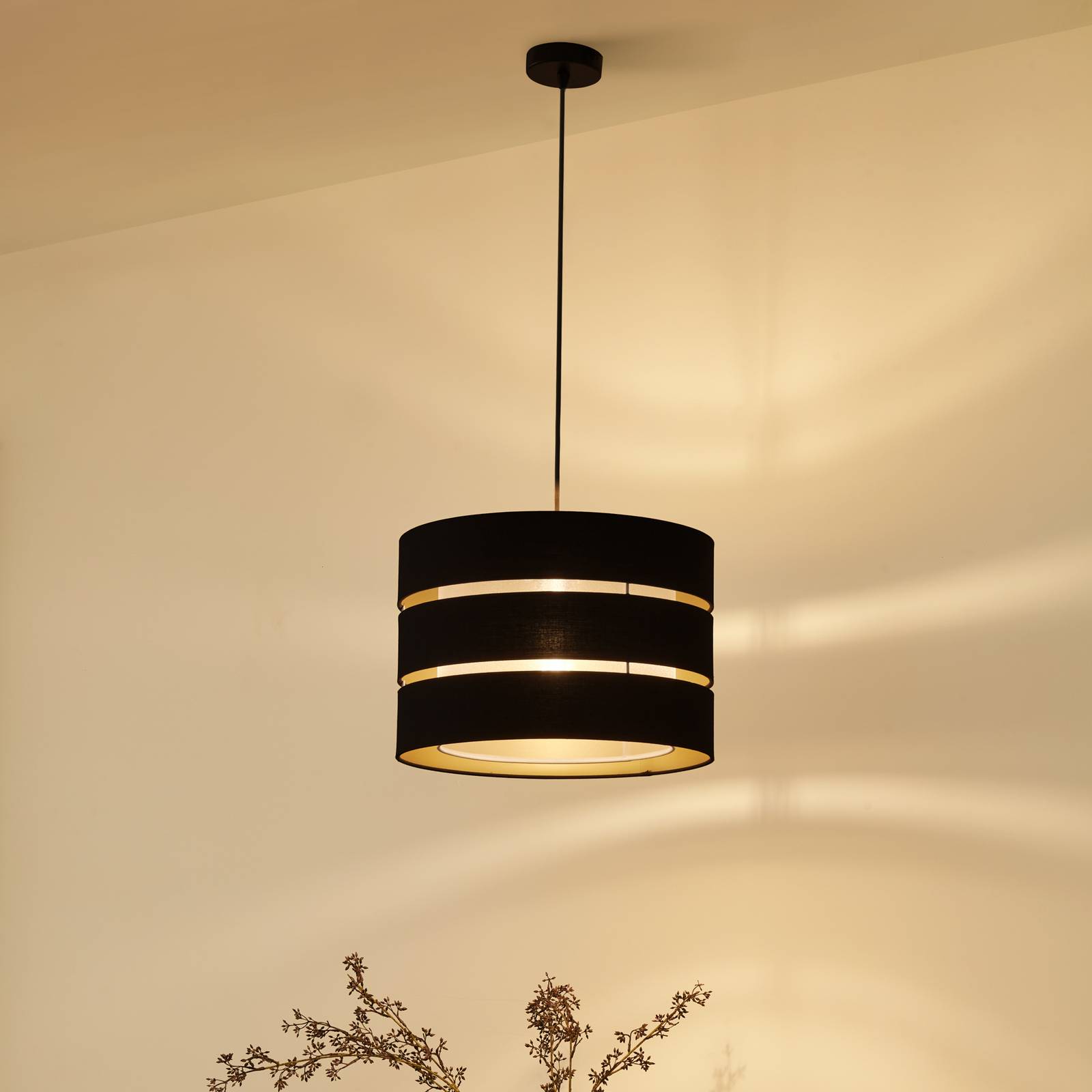 foto del prodotto lampada a sospensione lindby tsomo, 40 cm, nero, tessuto, e27