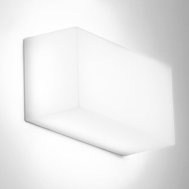 foto del prodotto lampada applique a led nobile ice 8w 3000k ip65 ic20 3k