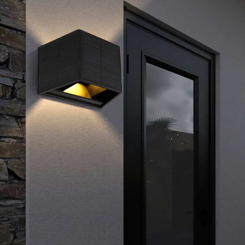 foto del prodotto lampada da esterno lampada solare applique da parete per esterno faretto da parete a led lampada per facciata lampada da giardino led nera,