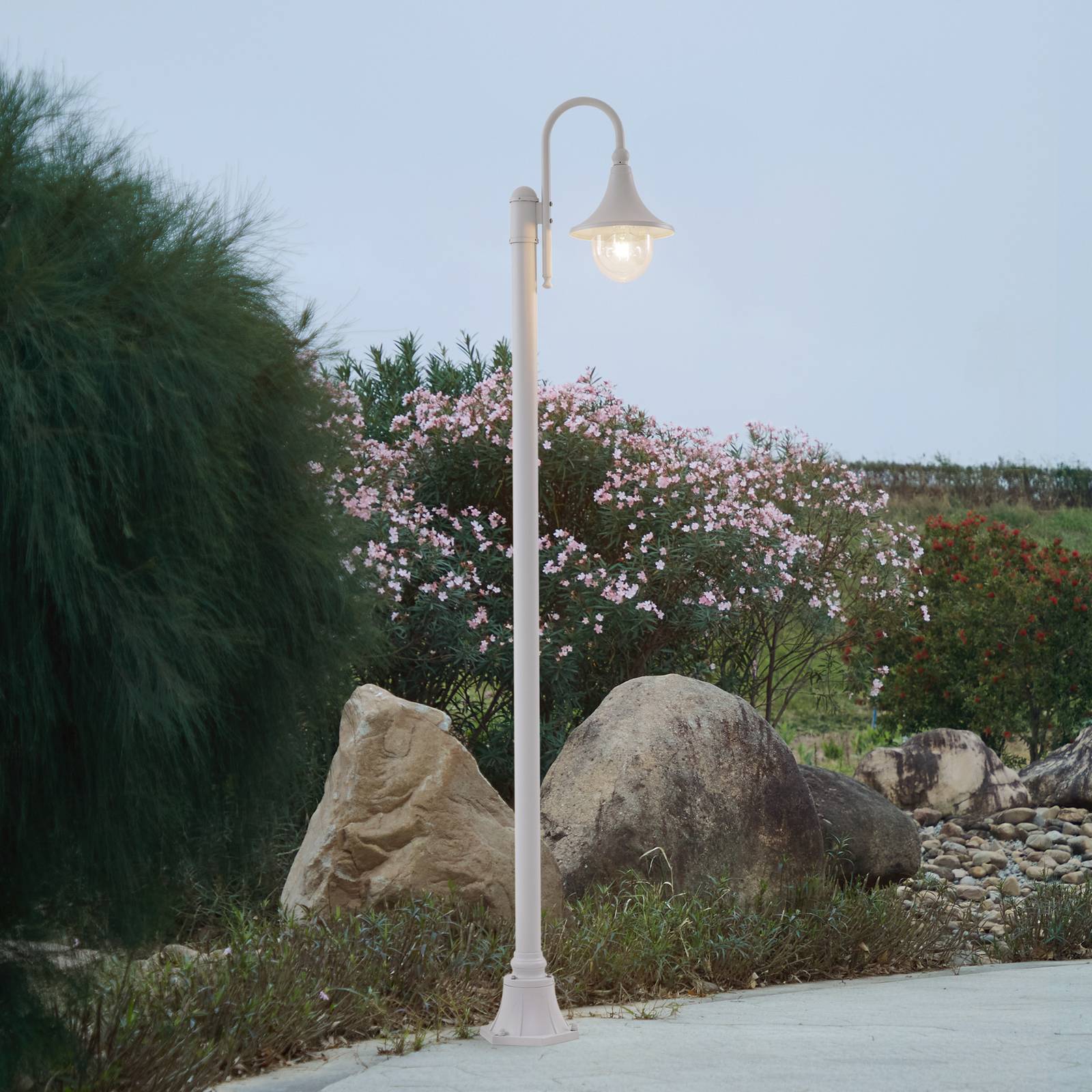 foto del prodotto lampada da esterno lindby daphne, 220 cm, bianco, metallo, e27