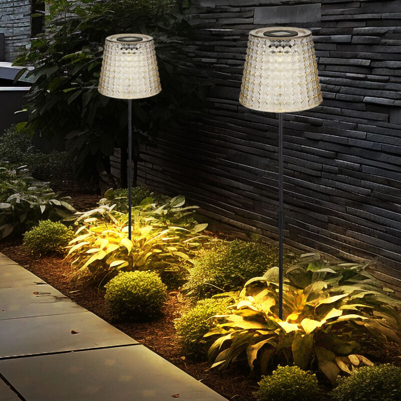 foto del prodotto lampada da giardino a luce solare a led lampada da esterno lampada in cristallo, plastica nera color fumo, picchetto ip44 a batteria, bianco caldo