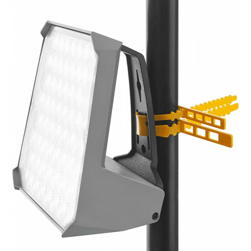 foto del prodotto lampada da lavoro 230 v magnum future led xs
