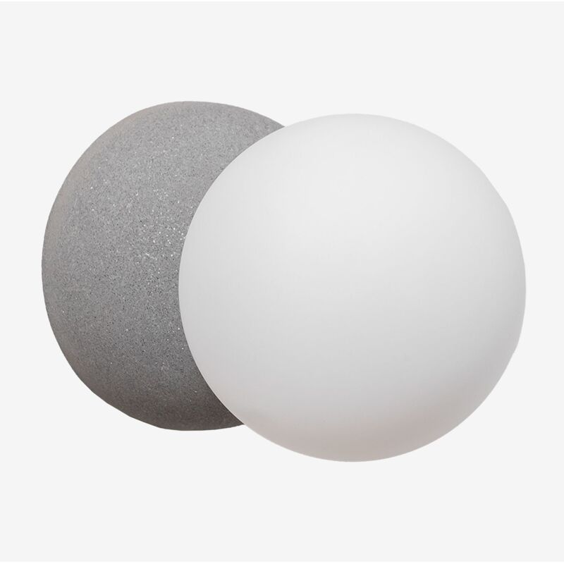 foto del prodotto lampada da parete in cemento con sfera di cristallo bublik sklum
