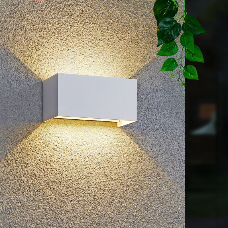 foto del prodotto lampada da parete per esterni per interni 24w 3000k bianco caldo fascio regolabile ip65 lampada da parete a led nera impermeabile per soggiorno