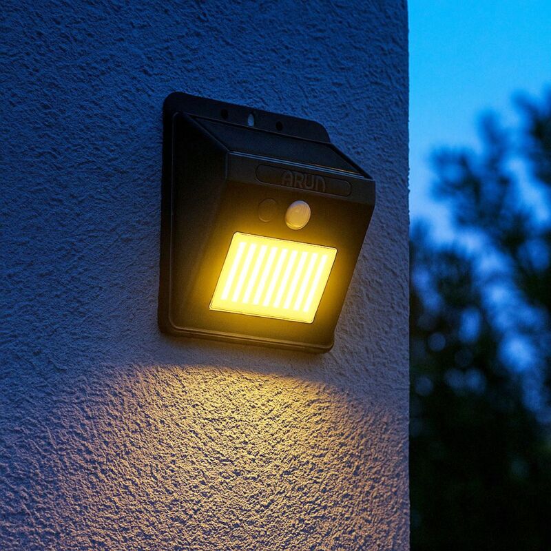 foto del prodotto lampada da parete solare cct bianco caldo e bianco freddo rana ip54 220 lumen