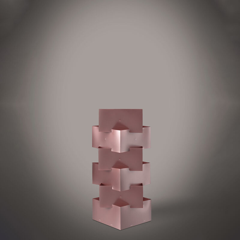 foto del prodotto lampada da tavolo 1 luce building in polilux rosa metallico h36 made in italy