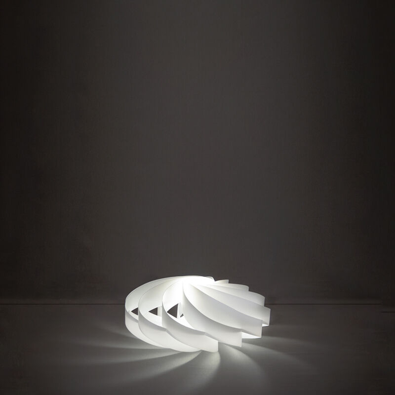 foto del prodotto lampada da tavolo 1 luce flat in polilux bianco d30 made in italy
