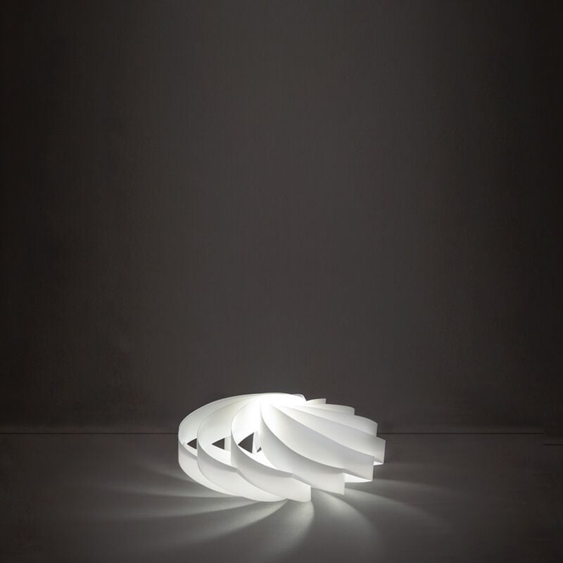 foto del prodotto lampada da tavolo 1 luce flat in polilux bianco d40 made in italy